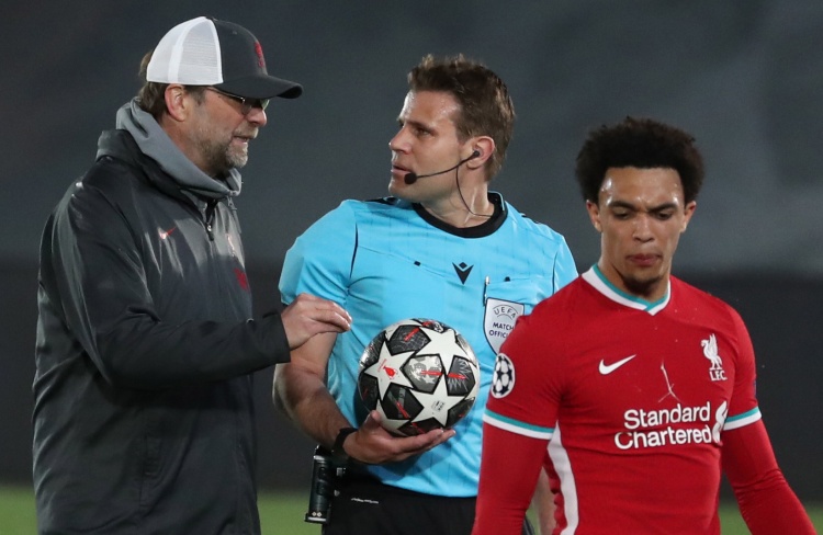 奏控制和点 奏控制和点